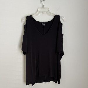 Clara Sun Woo Black Cold Shoulder Wrinkle Resistant Top